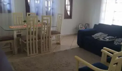 Casa para Venda em Itaboraí, Joaquim de Oliveira, 3 dormitórios, 1 suíte, 2 banheiros, 2 vagas