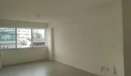 Sala Comercial para Venda em Itaboraí, Centro, 1 banheiro, 1 vaga
