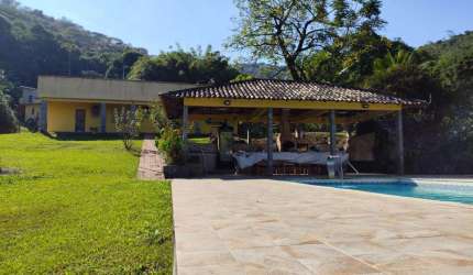 Sítio para Venda em Itaboraí, Centro (Sambaetiba), 3 dormitórios, 2 banheiros, 2 vagas