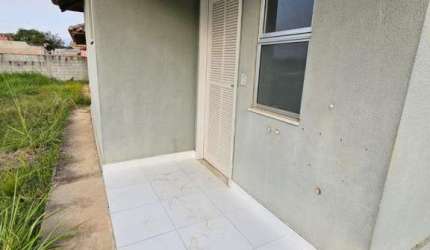 Casa em Condomínio para Venda em Itaboraí, Caluge, 2 dormitórios, 1 banheiro, 1 vaga