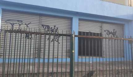 Loja para Venda em São Gonçalo, Lagoinha, 2 banheiros