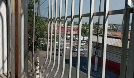 Casa para Locação em Itaboraí, Centro, 3 dormitórios, 1 suíte, 2 banheiros
