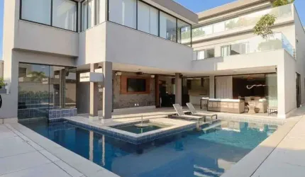 Casa em Condomínio - Triplex / Residencial / Barra da Tijuca