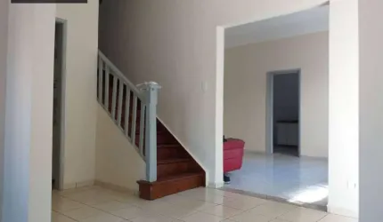 Sobrado reformado com 3 dorm 1suite 1 vg Prox Lgo Cambuci