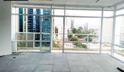 Sala  comercial para locação no Brooklin  Com 54m² de área útil e 2 vagas