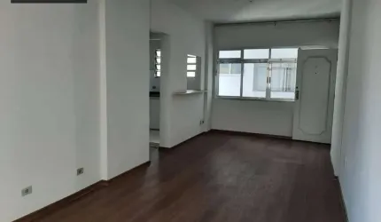 Apartamento 2 dorms Reformado colado no metro Vergueiro