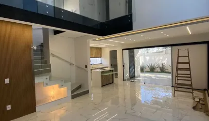Lindo sobrado a venda no Cond. Bella Citta, Fazenda Rodeio