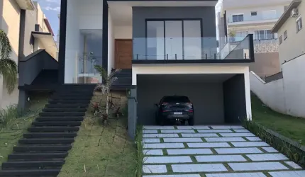 Linda casa a venda no Bella Citta Fazenda Rodeio em Mogi das Cruzes