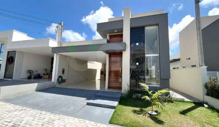 Casa super charmosa e disponível no Ecoville 1 !