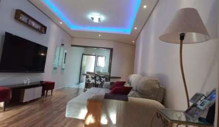 Linda casa a venda com 2 dorm. / 1 suite e 3 vagas no Mogi Moderno em Mogi das Cruzes/SP.