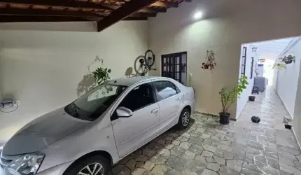 Casa a venda com 3 dorm/ 2 vagas no Alto do Ipiranga em Mogi das Cruzes/SP