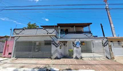 Casa com 7 quartos à venda na Raposo Câmara, 3490, Candelária, Natal por R$ 450.000