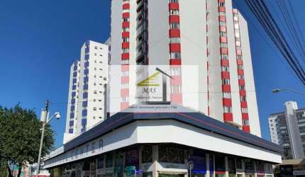 Excelente apartamento à venda de 03 dormitórios no Edif. Kobrasol Center