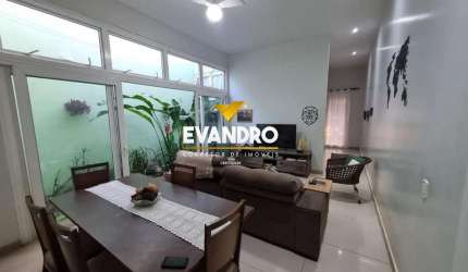 Casa para Venda em Cuiabá, Boa Esperança, 4 dormitórios, 1 suíte, 4 banheiros, 2 vagas