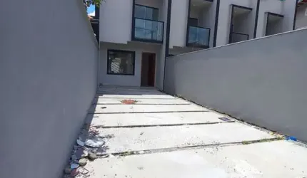Sobrado à venda no bairro Boa Vista - Joinville/SC