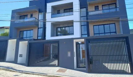 Sobrado à venda no bairro Floresta - Joinville/SC