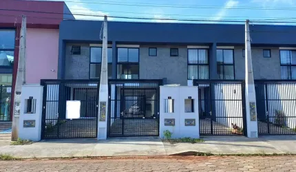 Sobrado à venda no bairro Costa e Silva - Joinville/SC