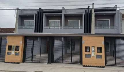 Sobrado à venda no bairro Iririú - Joinville/SC