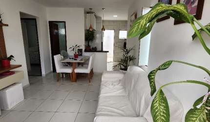 Casa em Condomínio, 2 quartos, 1 suíte e varanda, em Jardim dos Flamboyants, Camaçari/Ba.