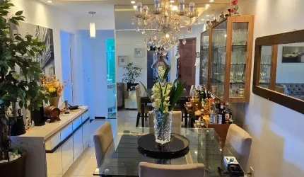 Apartamento de 2 quartos, 1 suíte, varanda, no Condomínio Città de Lauro de Freitas!