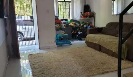 Sobrado com 2 dorms a Venda na Penha de França, São Paulo