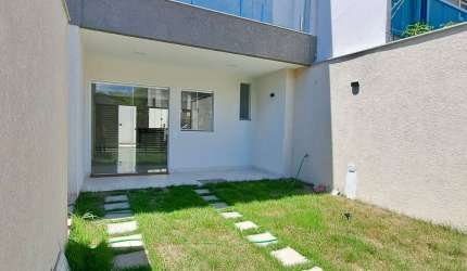 Casa Duplex 3 Qtos/suíte e Área Gourmet