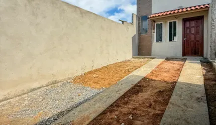 Casa Duplex 2 Quartos 2 Quintais Grandes em Jacaraipe