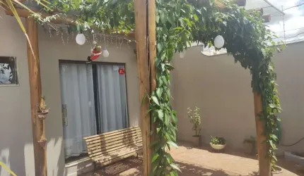 Casa com 5 quartos à venda no Morada da Colina, Uberlândia  por R$ 1.100.000