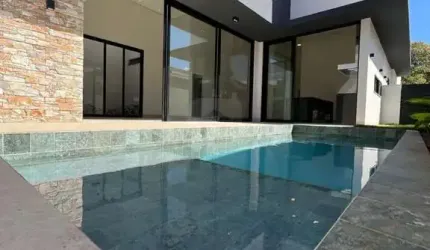Casa em condomínio fechado com 4 quartos à venda no Gávea, Uberlândia  por R$ 2.950.000
