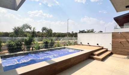 Casa em condomínio fechado com 4 quartos à venda no Alphaville, Uberlândia  por R$ 2.300.000