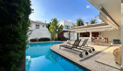 Casa em condomínio fechado com 4 quartos à venda no Gávea Hill, Uberlândia  por R$ 3.200.000