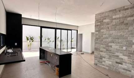 Casa em condomínio fechado com 3 quartos à venda em Laranjeiras, Uberlândia  por R$ 2.050.000
