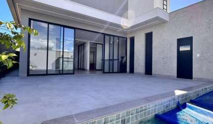 Casa em condomínio fechado com 3 quartos à venda em Laranjeiras, Uberlândia  por R$ 3.080.000