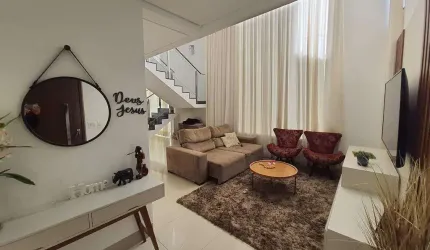 Casa com 5 quartos à venda no Santa Mônica, Uberlândia  por R$ 1.400.000