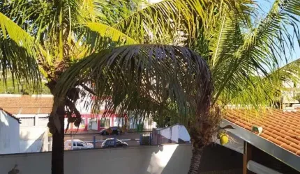Casa com 3 quartos à venda no Morada da Colina, Uberlândia  por R$ 990.000