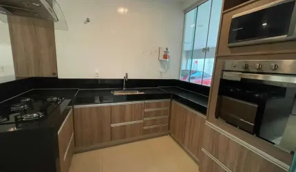 Casa com 3 quartos à venda no Alto Umuarama, Uberlândia  por R$ 889.000
