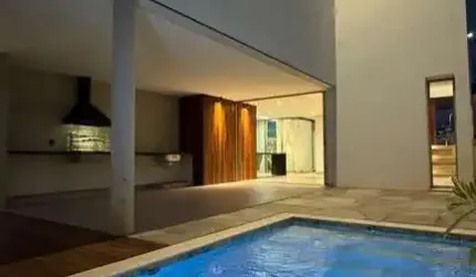 Casa em condomínio fechado com 3 quartos à venda no Gávea, Uberlândia  por R$ 3.600.000