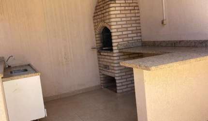 Casa com 3 quartos à venda no Alto Umuarama, Uberlândia  por R$ 560.000