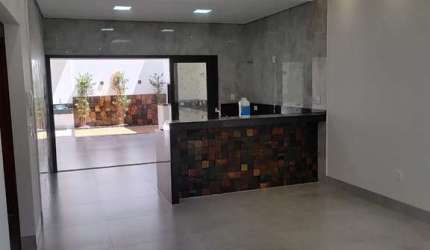 Casa com 3 quartos à venda no Jardim Botânico, Uberlândia  por R$ 1.100.000