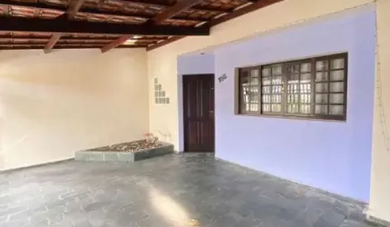 Casa à Venda em Bairro Tradicional de Caçapava