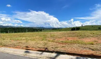 Terreno à Venda - Condomínio Borda do Lago