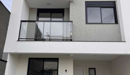 Belissimo Sobrado Triplex Novo no Boa Vista