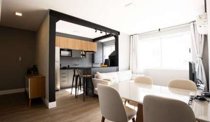 Apartamento com 2 quartos à venda na Rua Valparaíso, 1116, Jardim Botânico, Porto Alegre por R$ 520.000