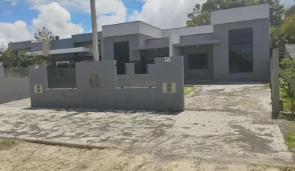 LINDA CASA GEMINADA GRANDE !