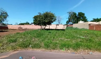 Terreno no bairro Rita Viera