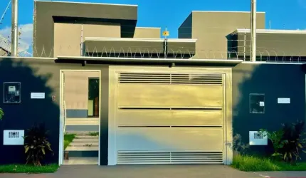 Casa Térrea com Suíte e Gourmet no Bairro Tijuca