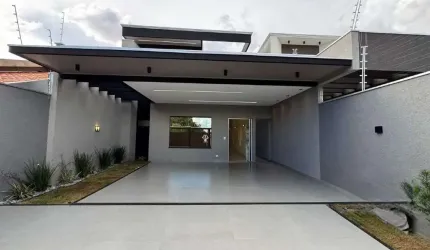 Imóvel novo com alto padrão de acabamento no Rita Vieira.