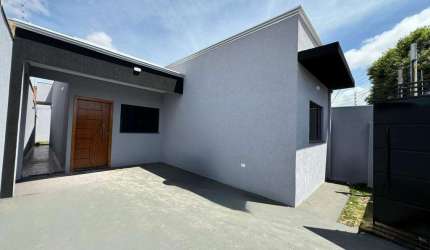 Casa Térrea com suíte e acabamentos impecáveis no Tiradentes.
