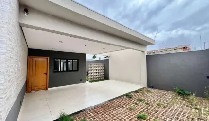 Casa de alto padrão com piscina no São Francisco.
