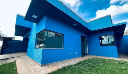Casa com 03 quartos sendo uma suite Rita Vieira